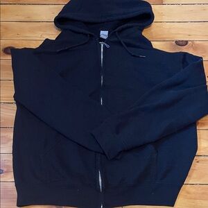 Gildan Men's Black Zip-Up Sweater